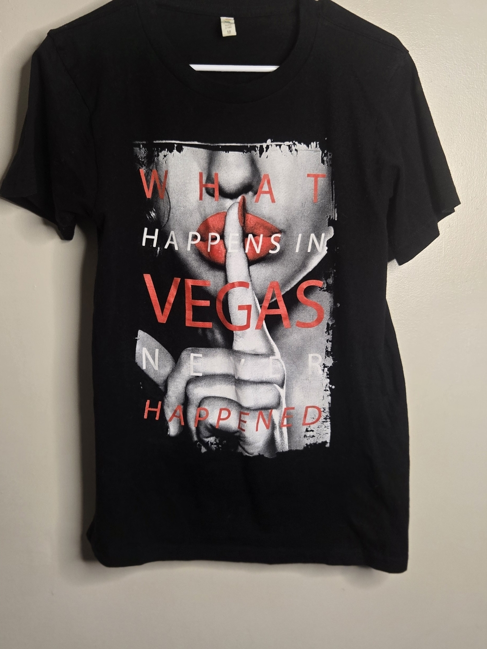 Black 'What Happens in Vegas' Graphic Tee - Men